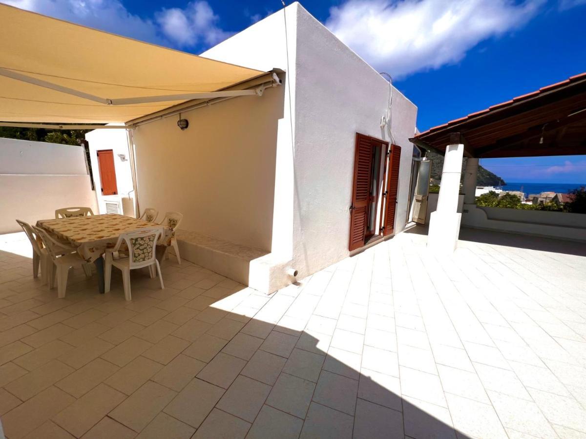 Casa Vacanze Da Federica Lípara Exterior foto